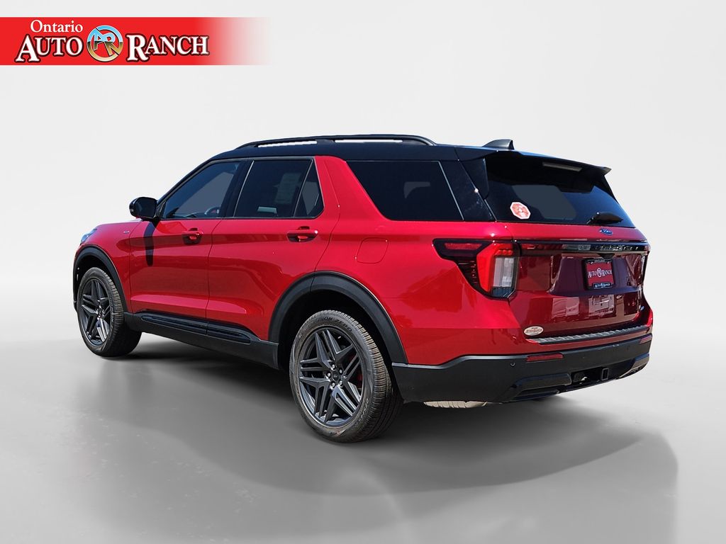 2025 Ford Explorer ST-Line photo 3