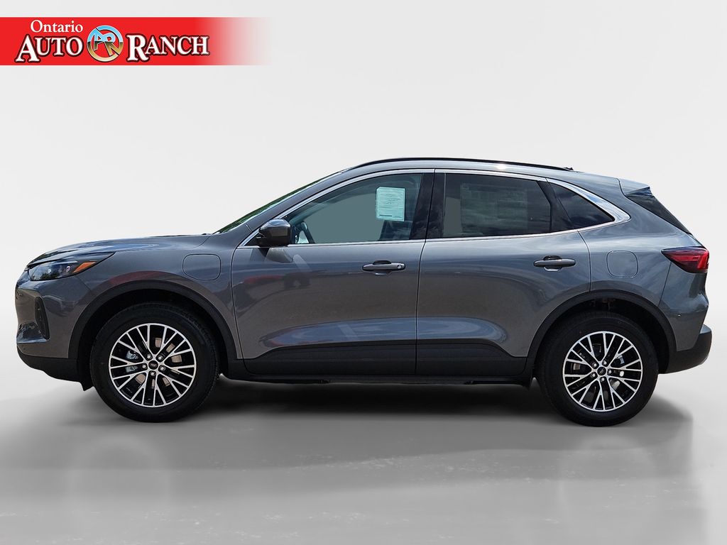 2025 Ford Escape photo 2