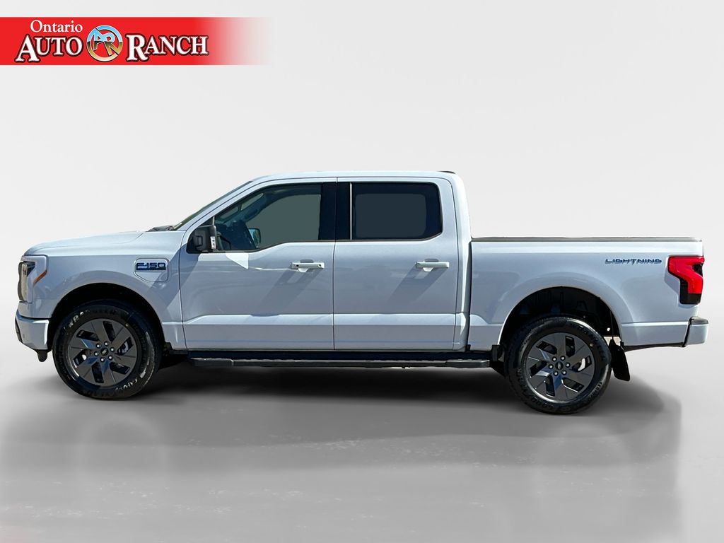 2025 Ford F-150 Lightning XLT photo 2