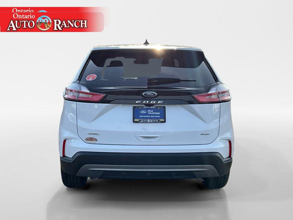2024 Ford Edge SEL photo 3