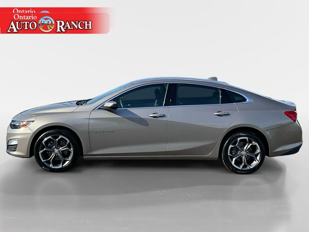 2024 Chevrolet Malibu 1LT photo 2