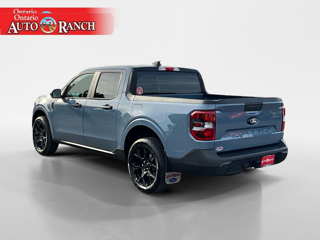 2025 Ford Maverick XLT photo 2