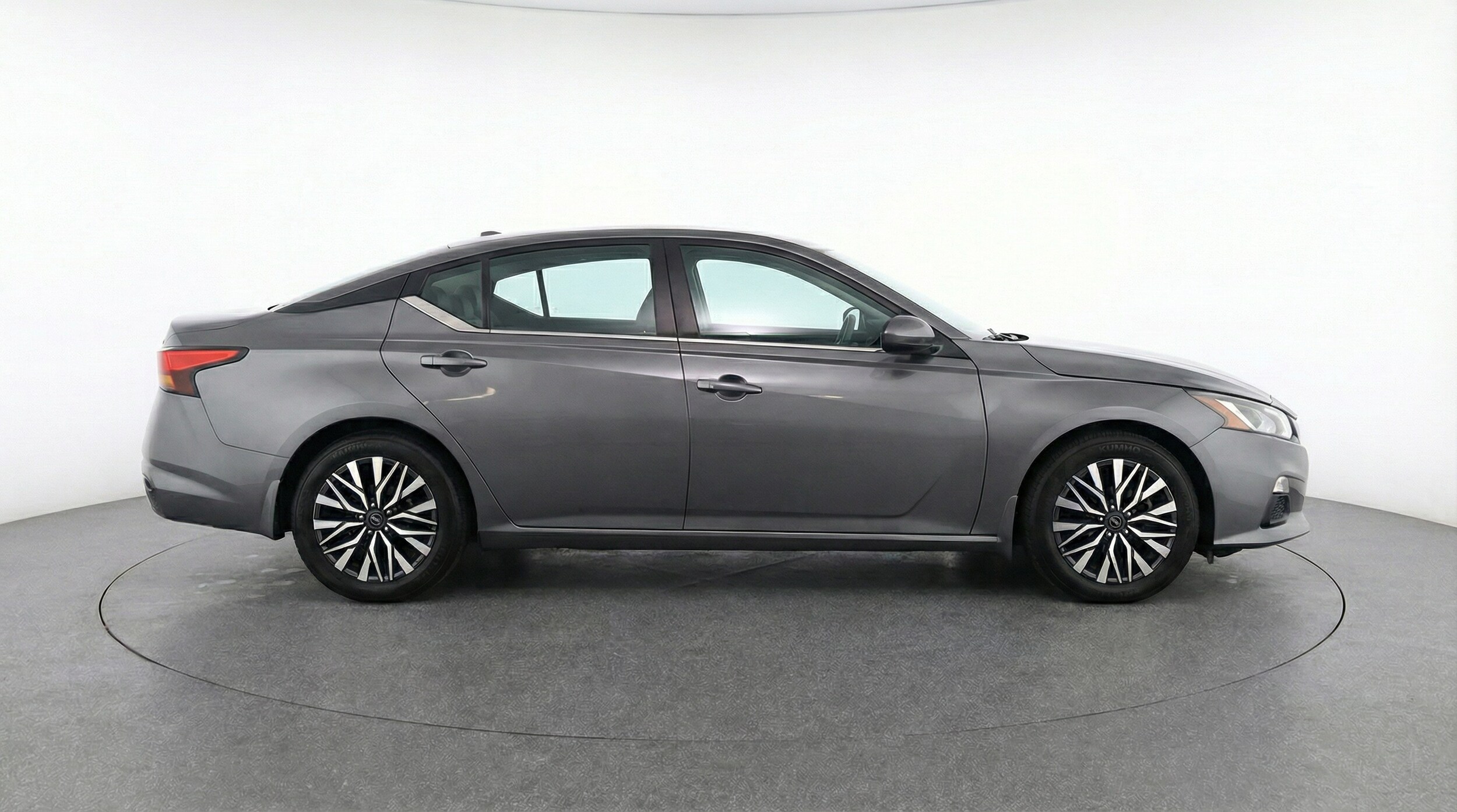 Thumbnail: 2025 Nissan Altima - 8