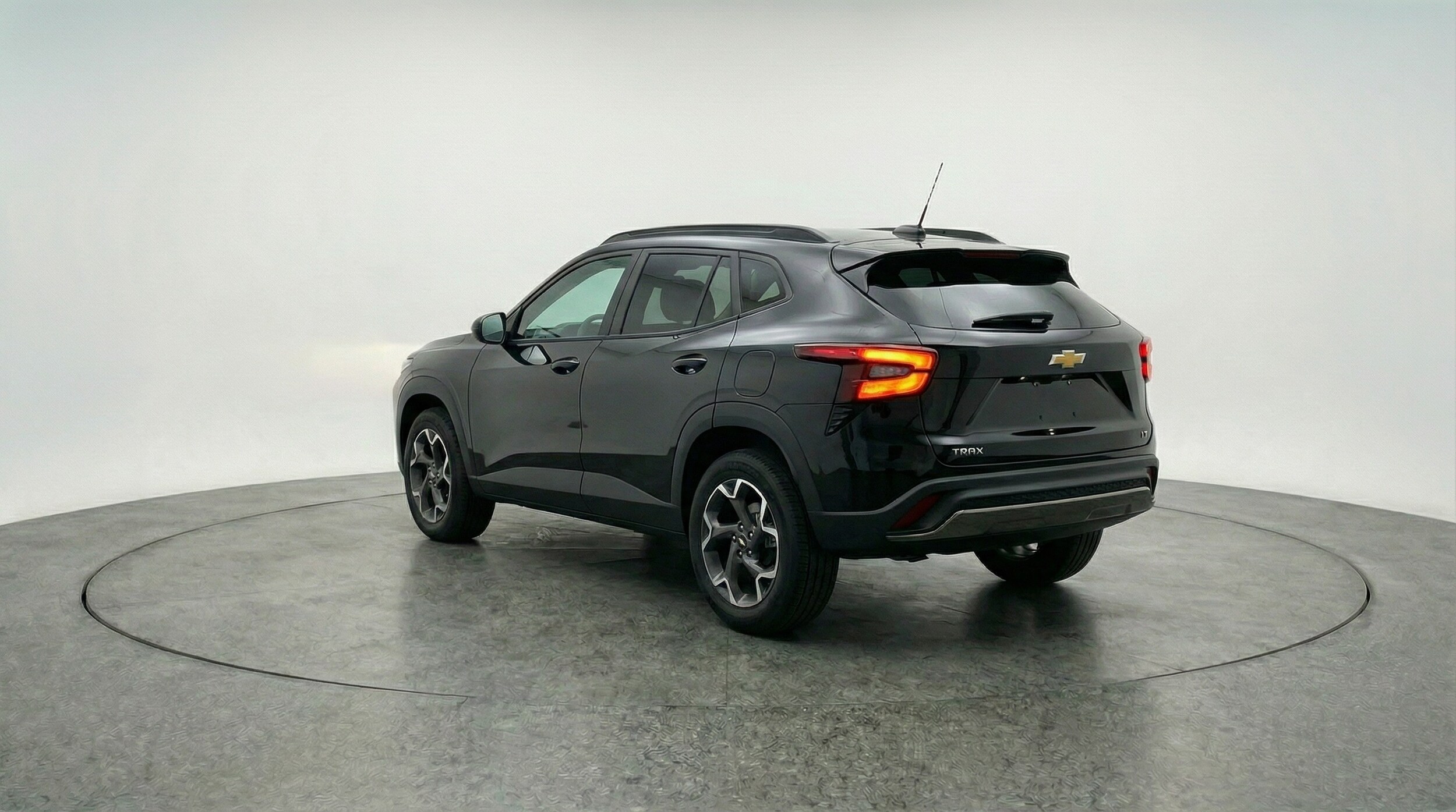 Thumbnail: 2025 Chevrolet Trax - 5