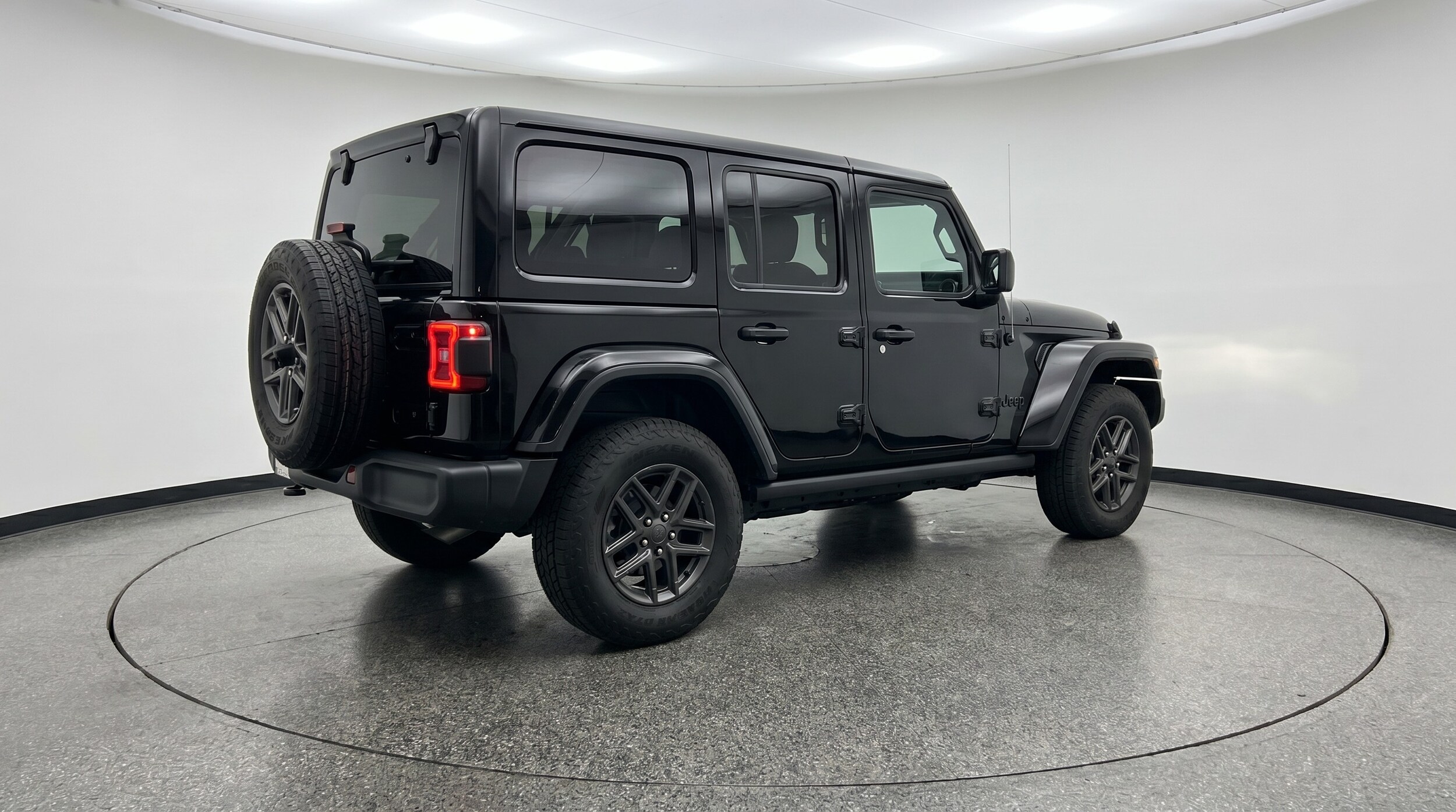 Thumbnail: 2025 Jeep Wrangler - 7