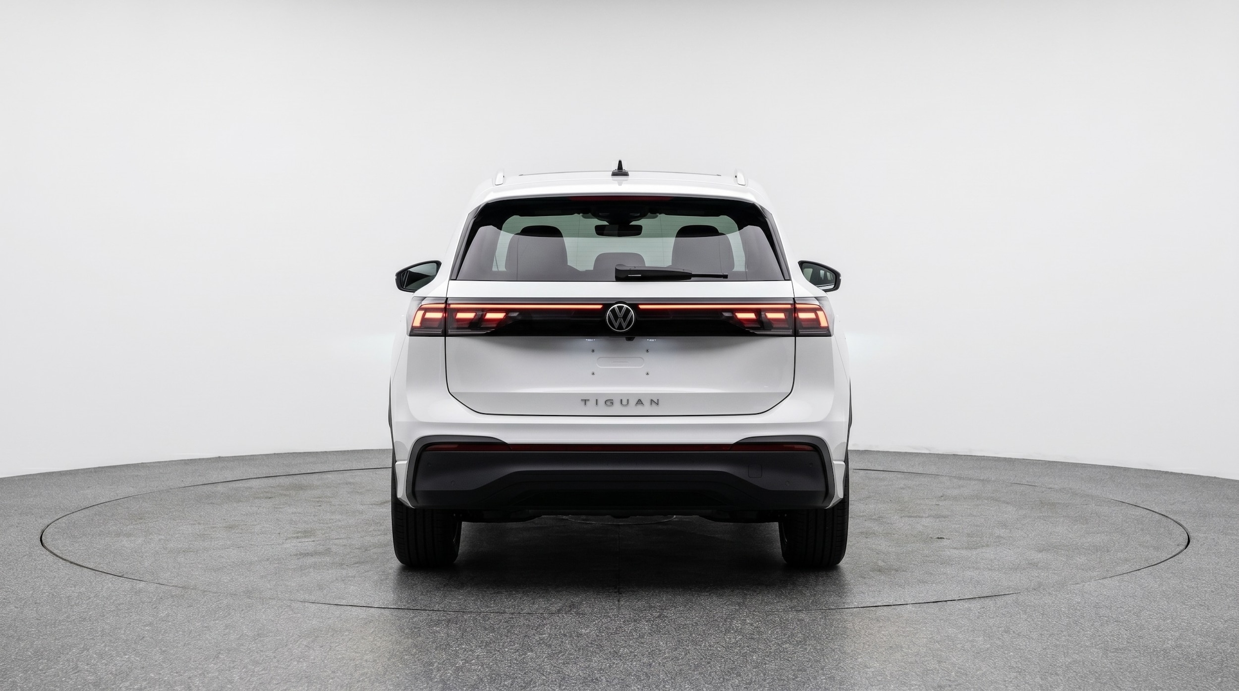 Thumbnail: 2026 Volkswagen Tiguan - 6