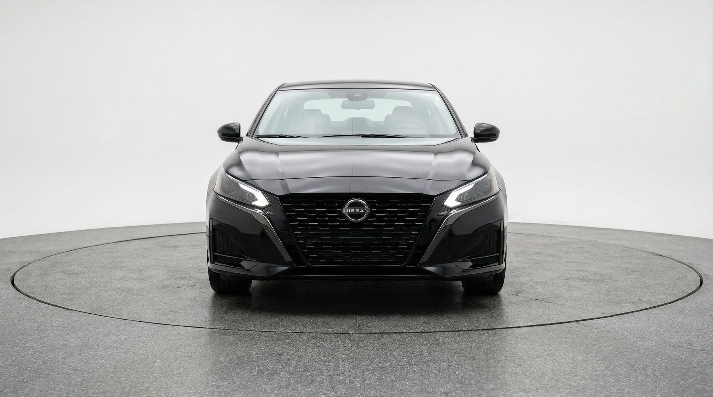 Thumbnail: 2025 Nissan Altima - 2