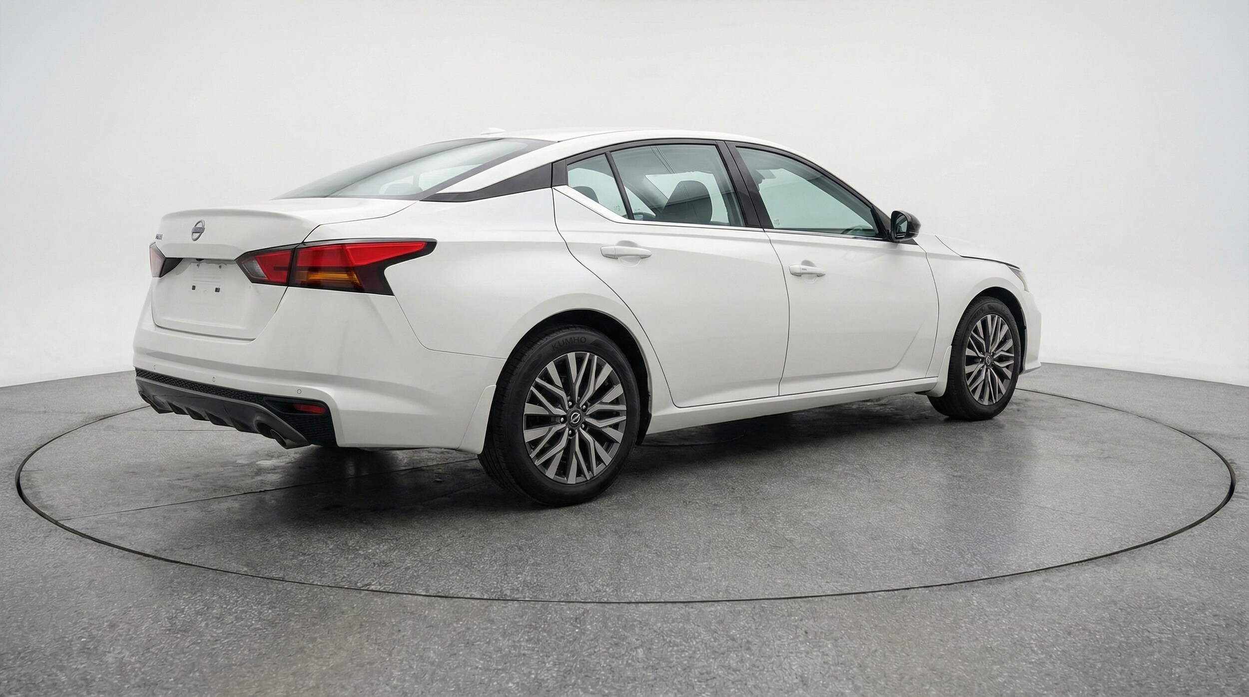 Thumbnail: 2025 Nissan Altima - 7