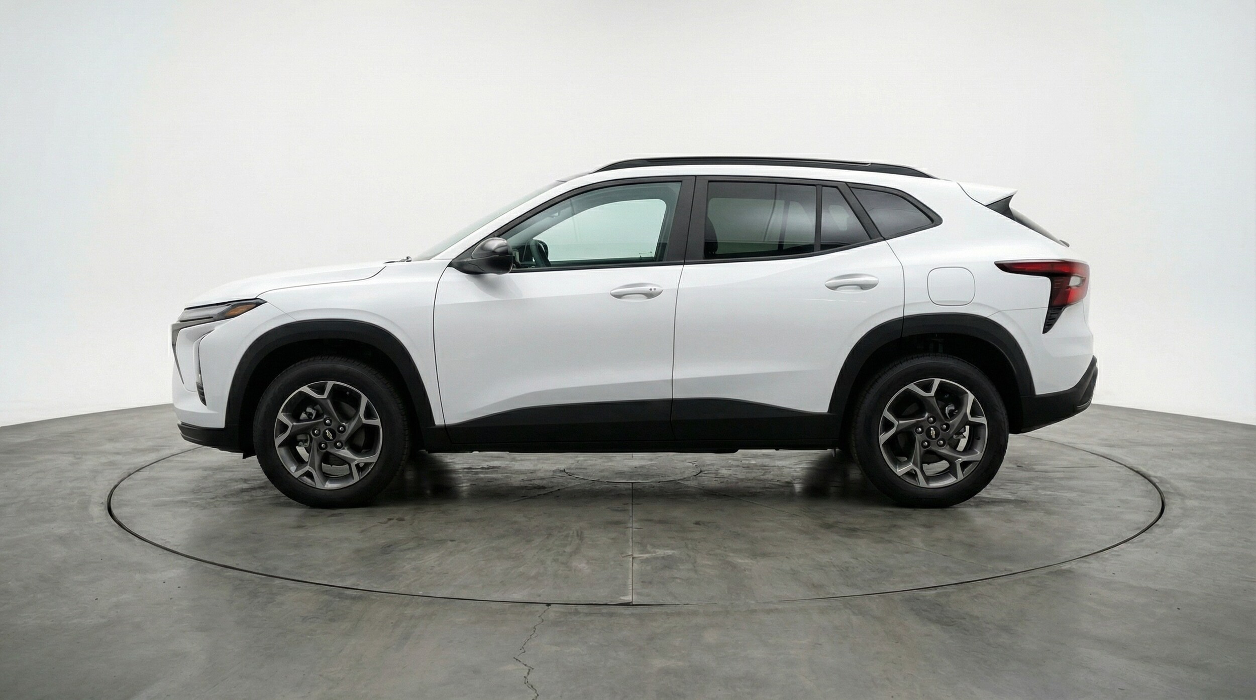 Thumbnail: 2025 Chevrolet Trax - 4