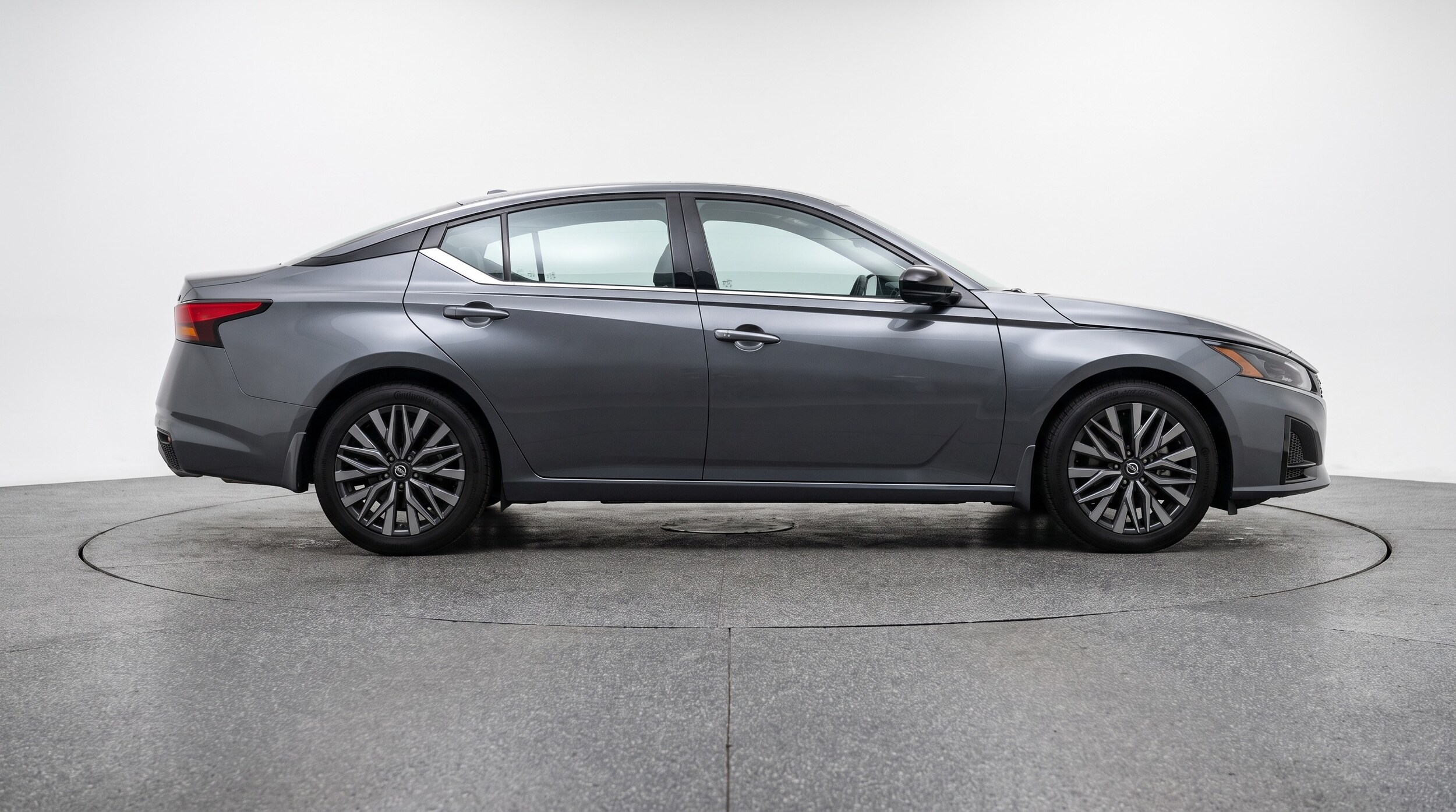 Thumbnail: 2025 Nissan Altima - 8
