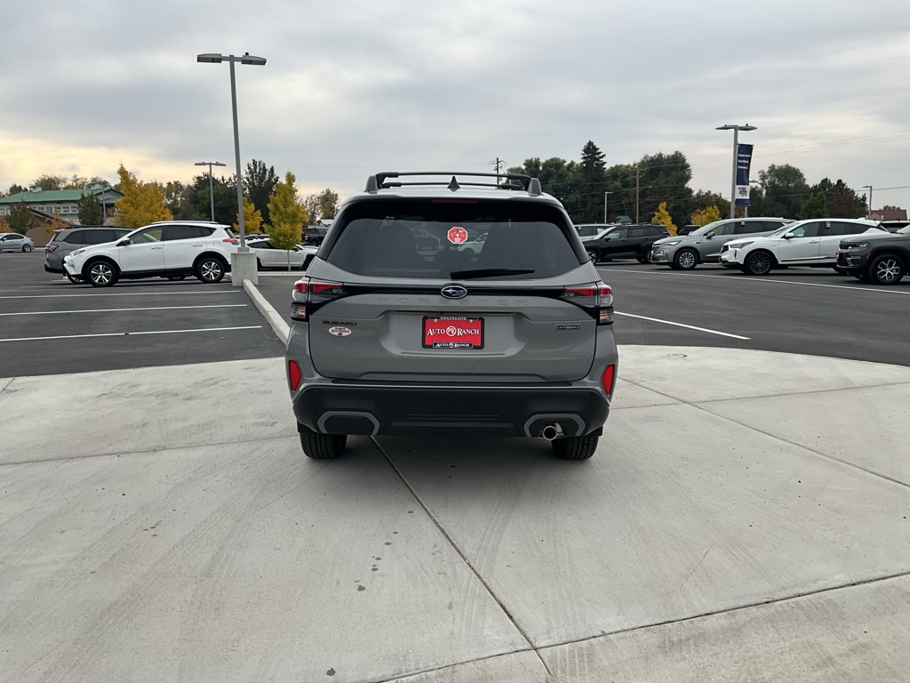 New 2025 Subaru Forester Hybrid Limited SUV