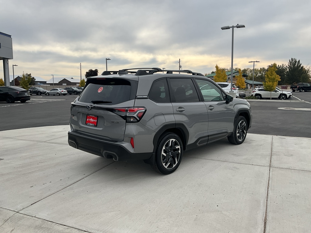 New 2025 Subaru Forester Hybrid Limited SUV