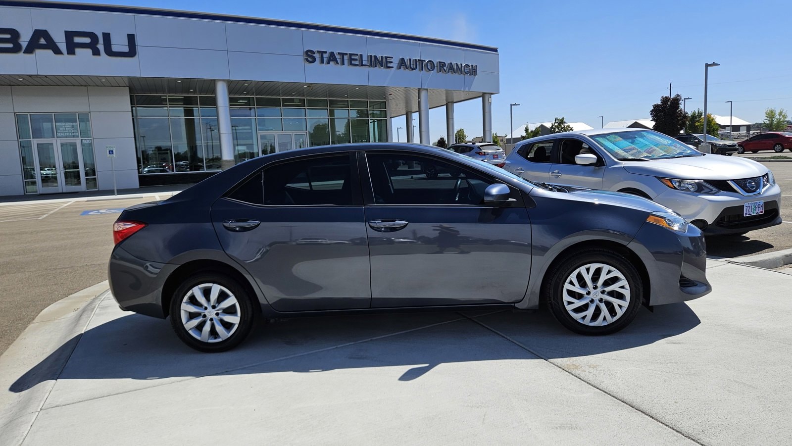 Used 2019 Toyota Corolla LE with VIN 5YFBURHEXKP884619 for sale in Fruitland, ID