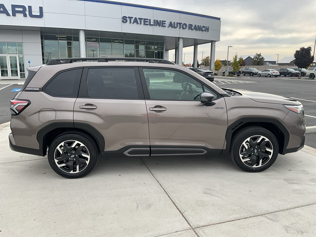 New 2025 Subaru Forester Hybrid Limited SUV