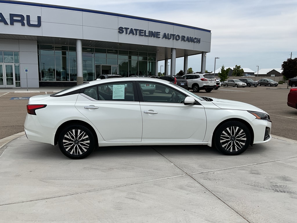 Used 2023 Nissan Altima SV with VIN 1N4BL4DW9PN322581 for sale in Fruitland, ID