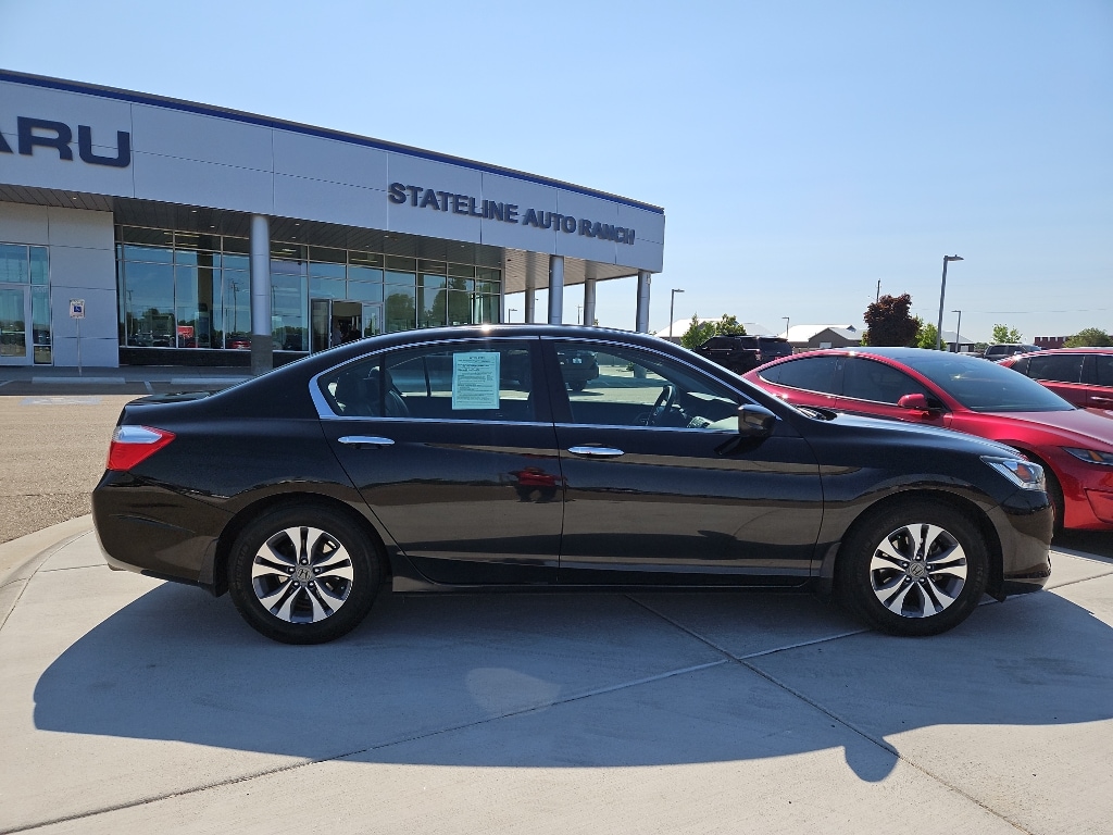 Used 2015 Honda Accord LX with VIN 1HGCR2F35FA112975 for sale in Fruitland, ID
