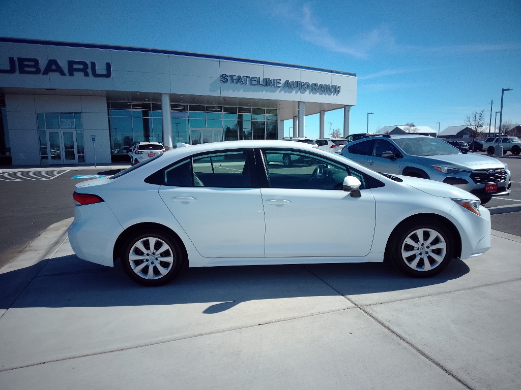 Used 2024 Toyota Corolla LE with VIN 5YFB4MDE4RP112037 for sale in Kansas City