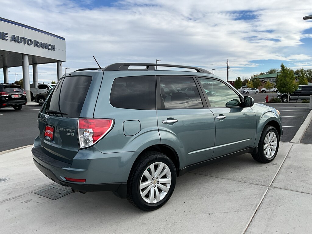 2012 Subaru Forester 2.5X Premium photo 3