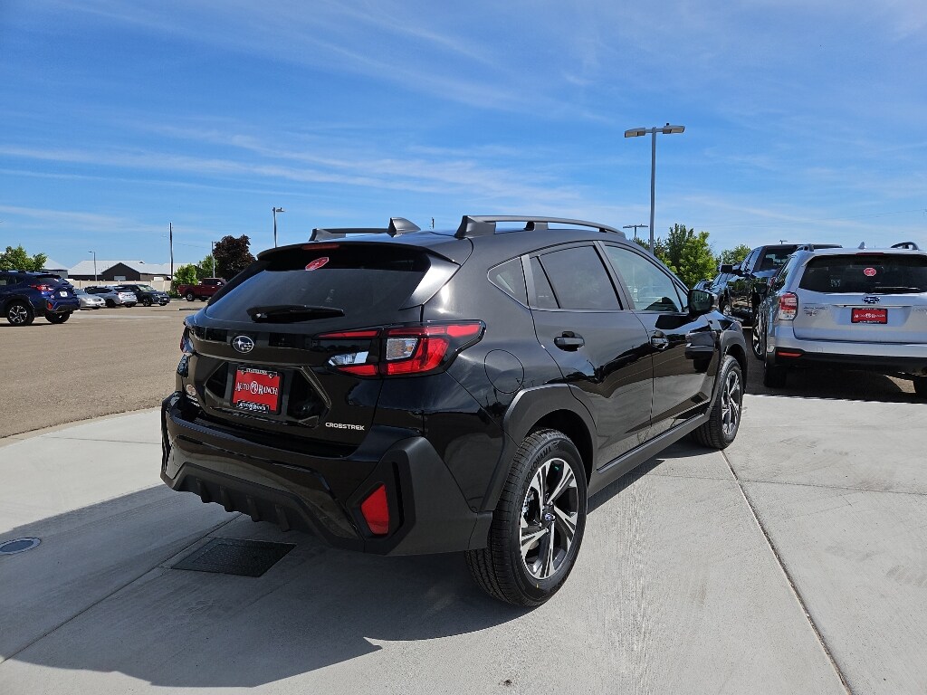 2025 Subaru Crosstrek Premium photo 3