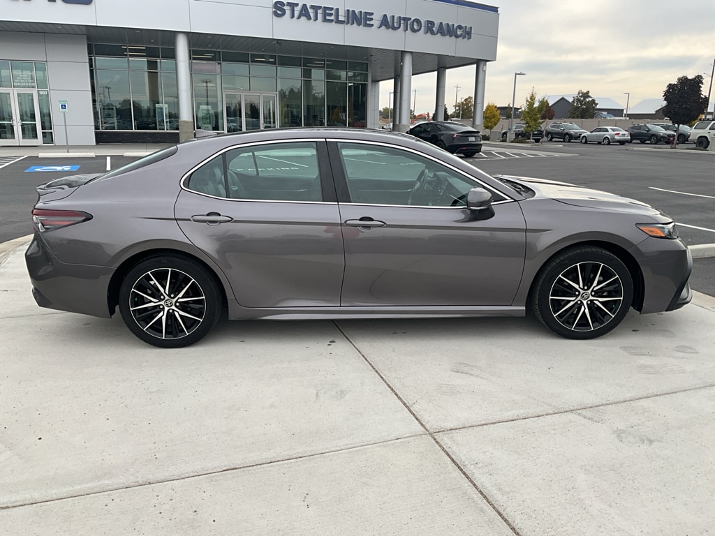Used 2023 Toyota Camry SE Sedan