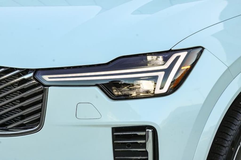 New 2026 Volvo XC90 plug-in hybrid T8 Ultra 7-Seater SUV