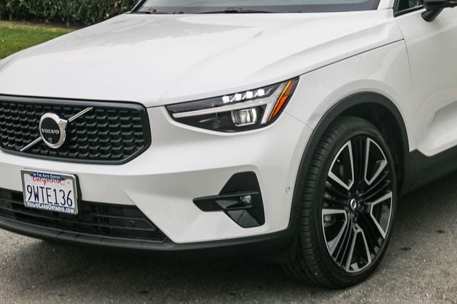 2026 Volvo XC40 Ultra - Photo 4