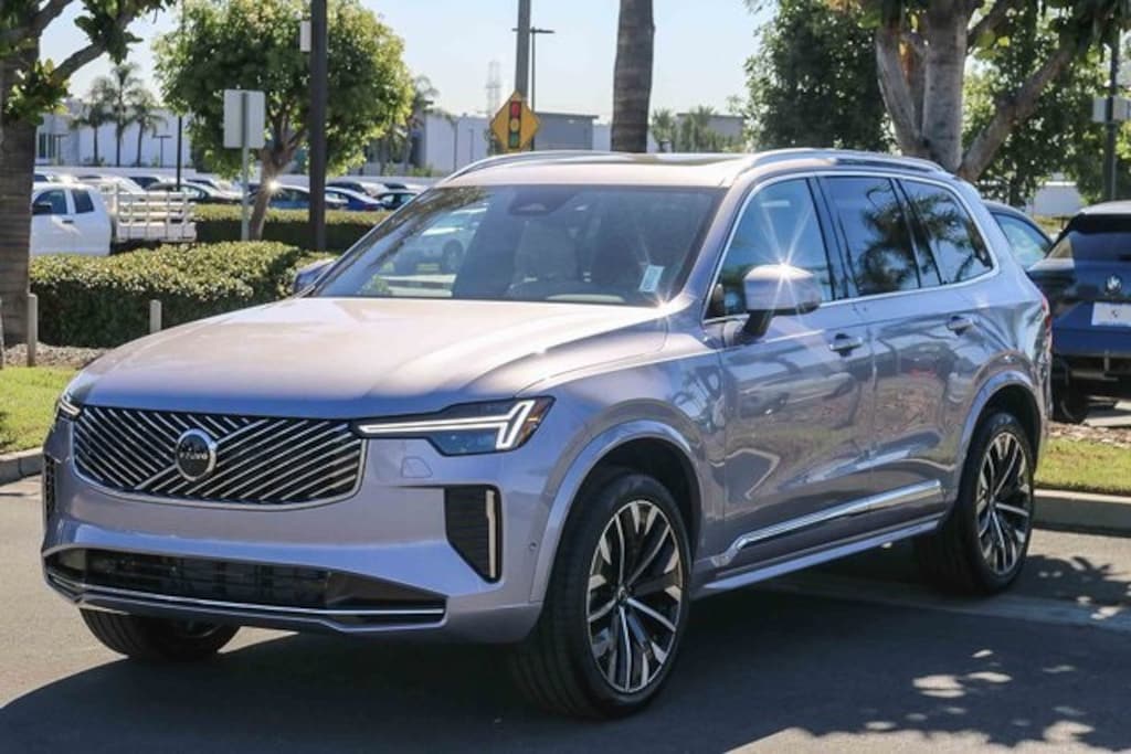 New 2026 Volvo XC90 B6 Plus 7-Seater SUV