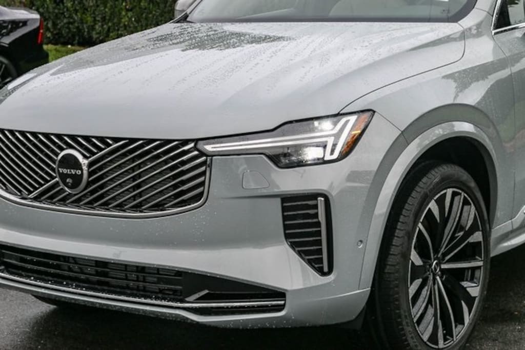 New 2026 Volvo XC90 B5 Plus 7-Seater SUV