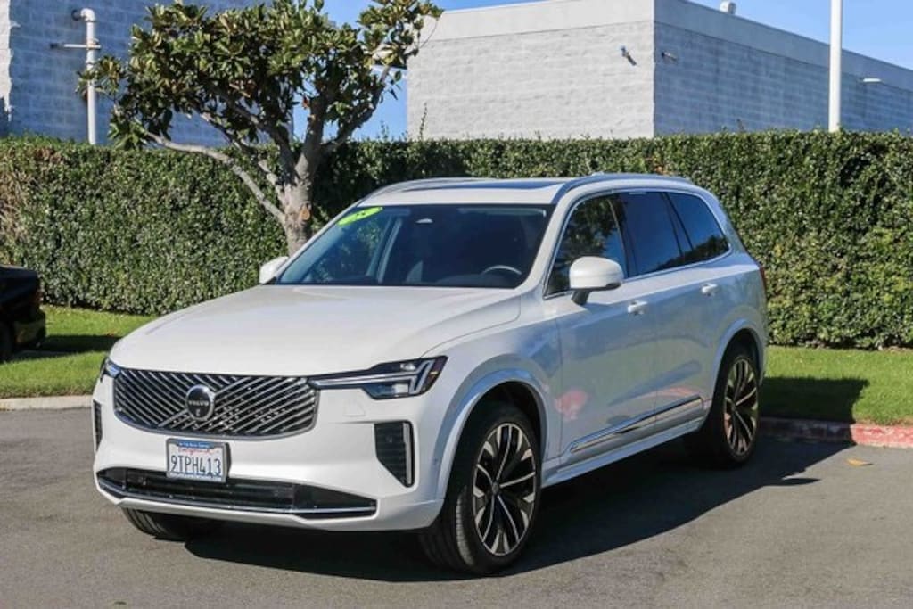 Used 2025 Volvo XC90 B5 Plus SUV