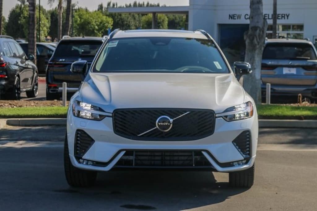 New 2026 Volvo XC60 B5 Ultra SUV