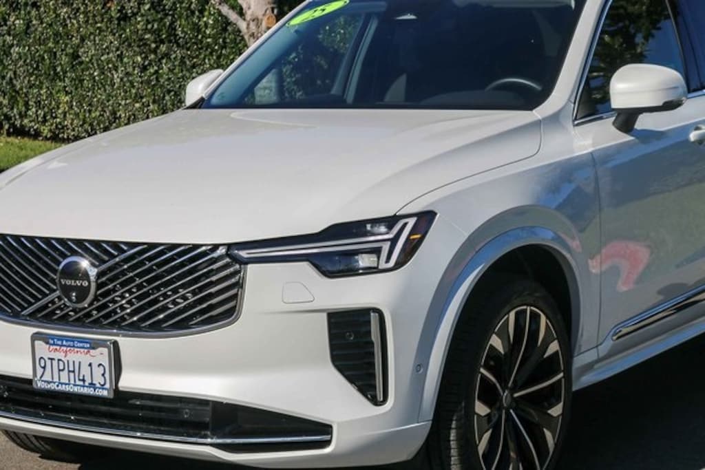 Used 2025 Volvo XC90 B5 Plus SUV