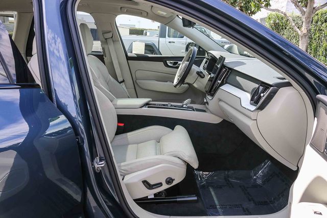 2026 Volvo XC60 Ultra - Photo 18