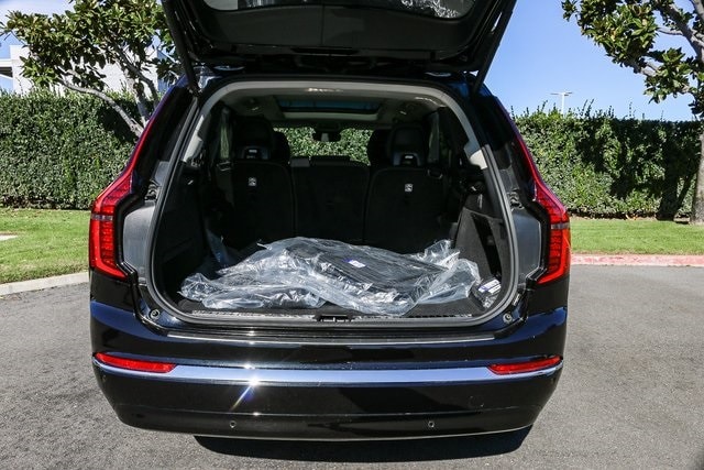 2025 Volvo XC90 Plus - Photo 20