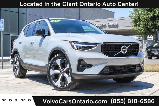 2026 Volvo XC40