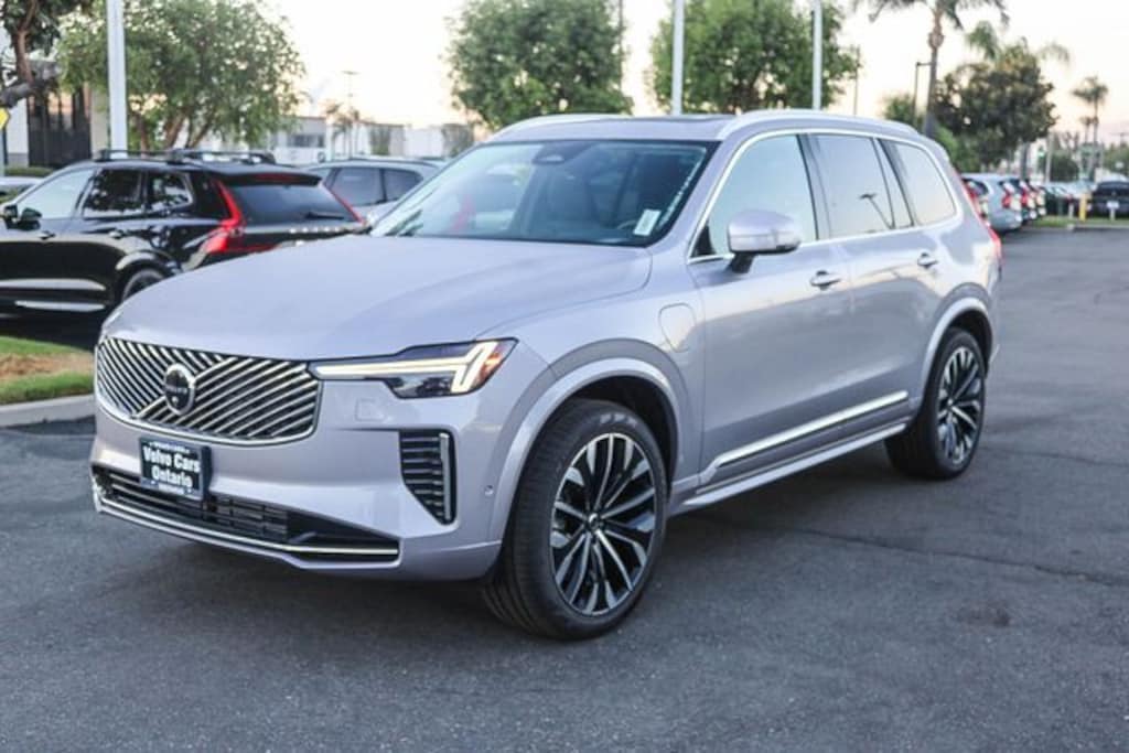 New 2026 Volvo XC90 plug-in hybrid T8 Plus 7-Seater SUV