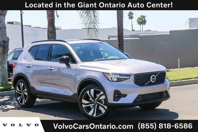 2026 Volvo XC40 Plus's photo