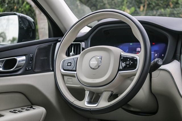 2026 Volvo XC60 Ultra - Photo 16