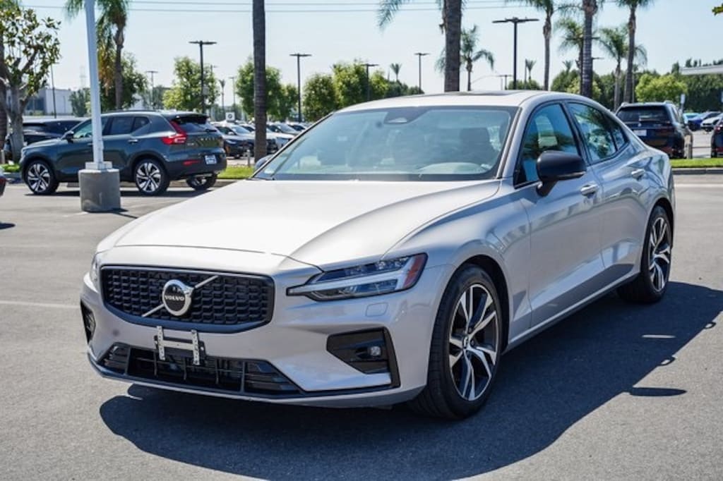 Certified 2025 Volvo S60 B5 Core Sedan