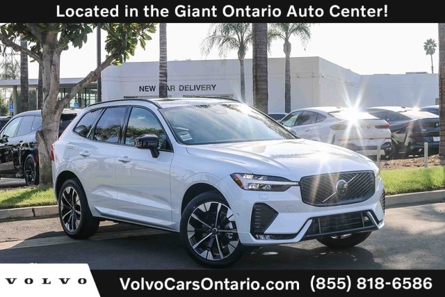 2026 Volvo XC60 Plus's photo