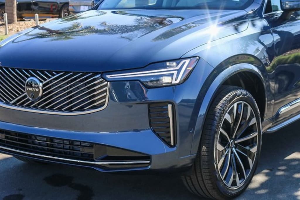 New 2026 Volvo XC90 B6 Ultra 7-Seater SUV