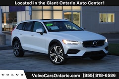 2025 Volvo V60 Cross Country B5 Plus Wagon