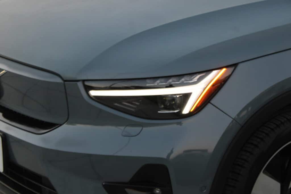 Used 2023 Volvo C40 Recharge Pure Electric Ultimate SUV