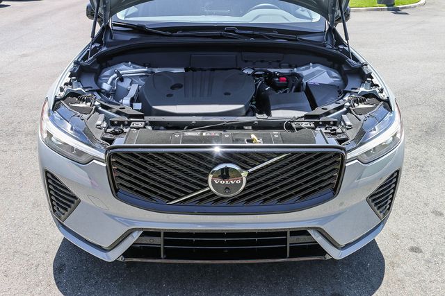 2026 Volvo XC60 Plus - Photo 29