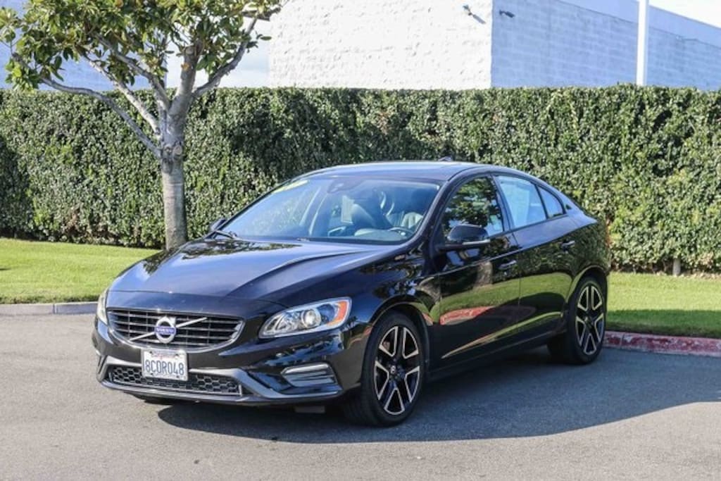 Used 2017 Volvo S60 T5 Dynamic Sedan