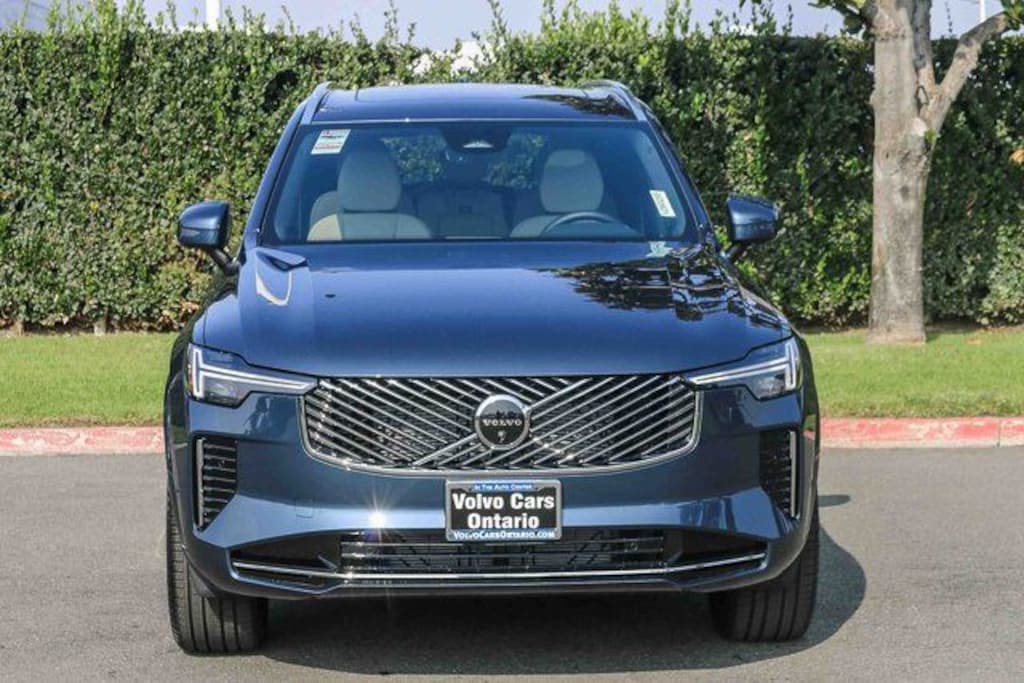 New 2026 Volvo XC90 B6 Plus 7-Seater SUV