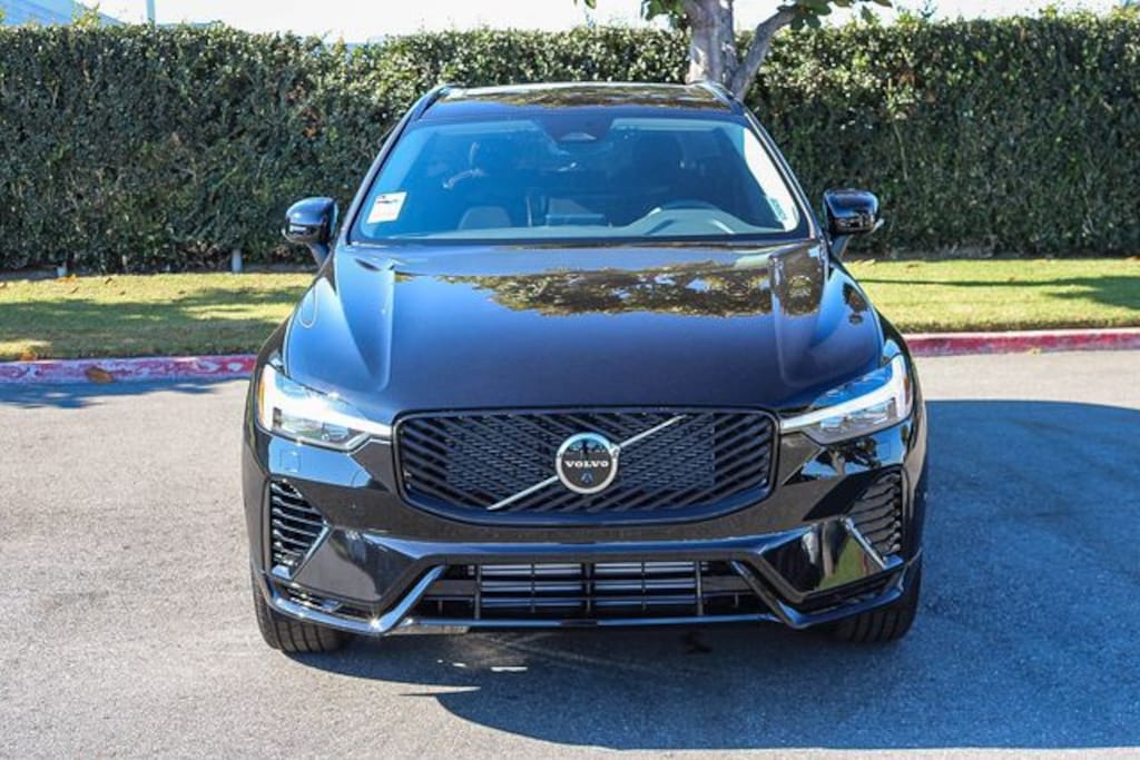 New 2026 Volvo XC60 B5 Ultra SUV