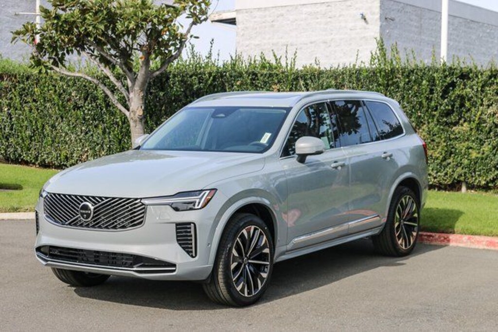 New 2026 Volvo XC90 B5 Plus 7-Seater SUV