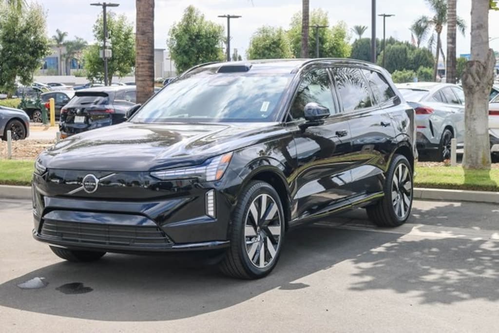 New 2025 Volvo EX90 Twin Motor Performance Plus 7-Seater SUV