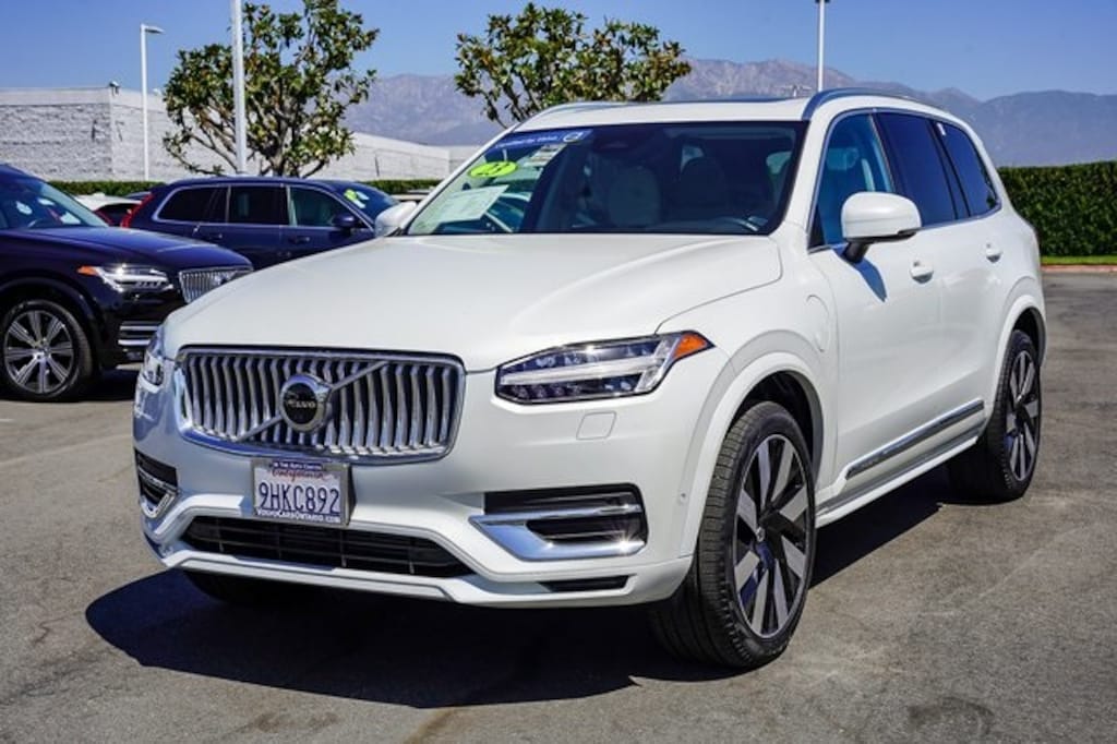Certified 2023 Volvo XC90 Recharge Plug-In Hybrid T8 Plus Bright Theme 7 Passenger SUV