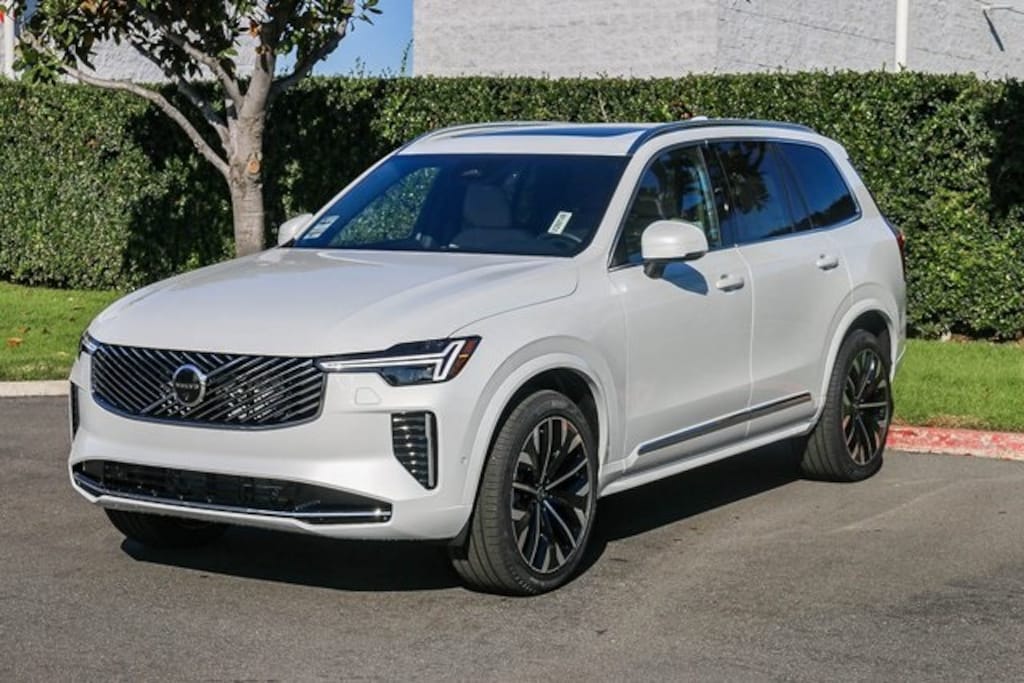 New 2026 Volvo XC90 B6 Plus 7-Seater SUV